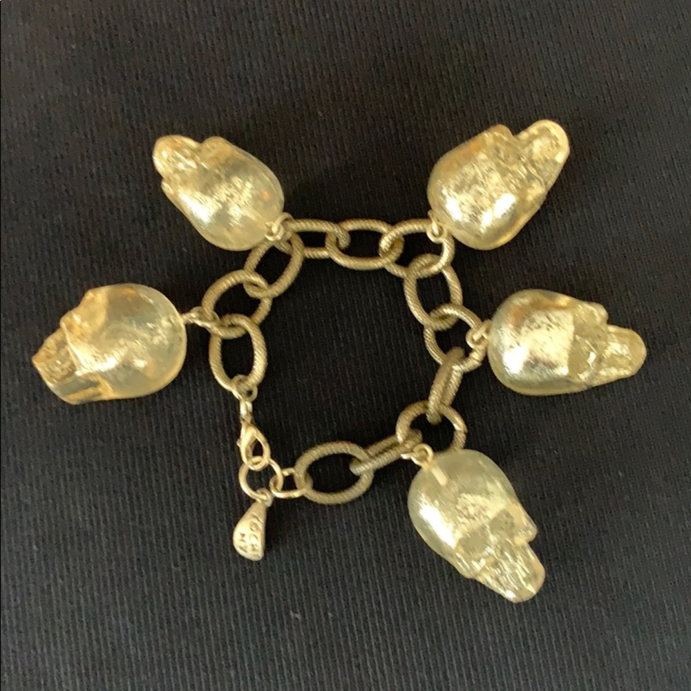 Skull bracelet